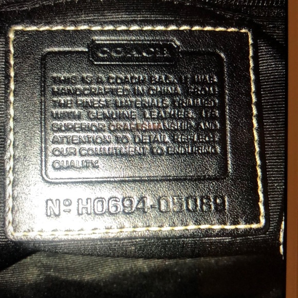 Coach Signature Collection Black Shoulder Bag - Picture 7 of 7